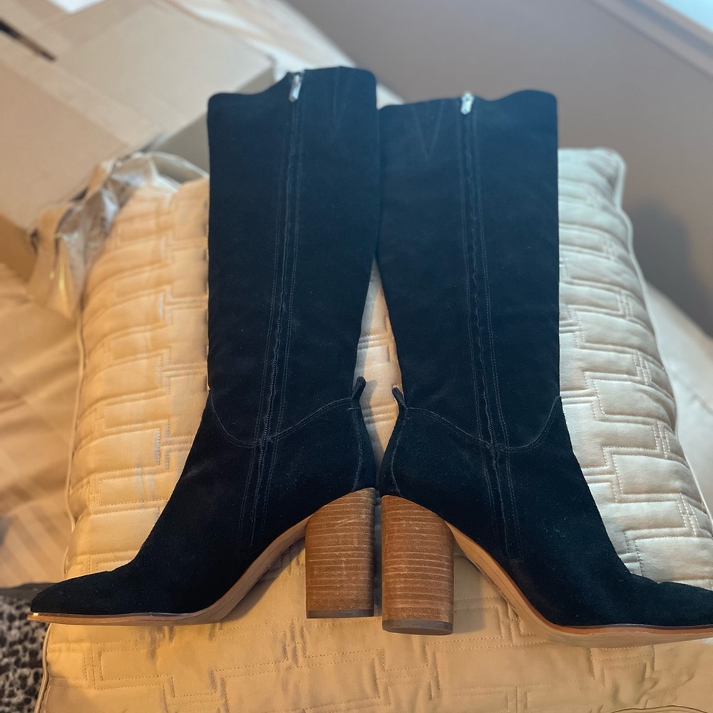 Barely Worn Sam Edelman Black Suede Knee-High Boots in GREAT Condition